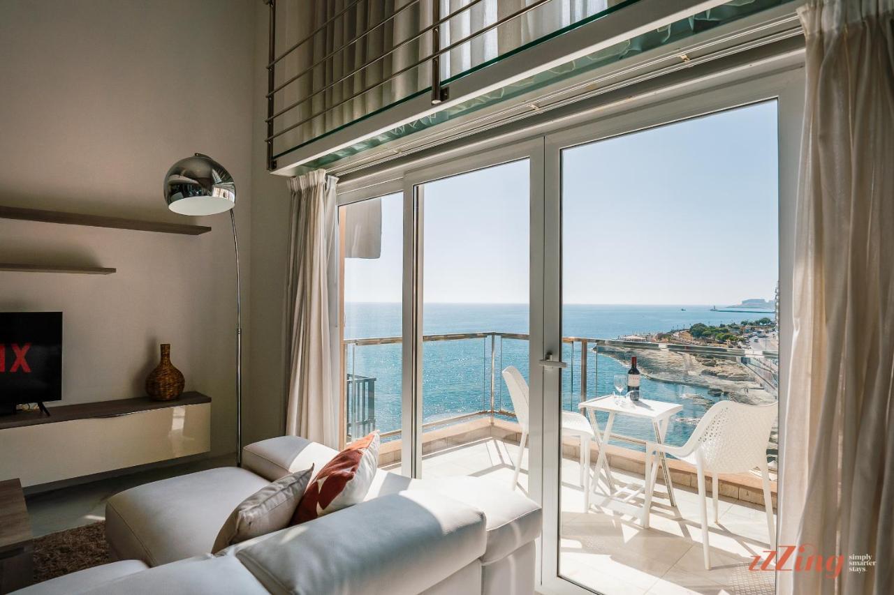 Scenic Seafront Duplex Apartment In Sliema Extérieur photo